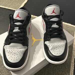 Women’s Air Jordan 1 Low